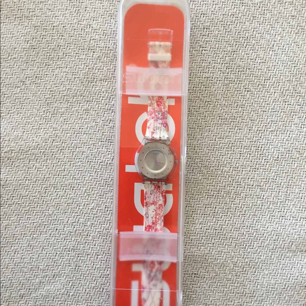 SFE102 Classic Jardin Fleuri Swiss Swatch Watch